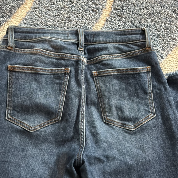 Gently used women’s EUNINA distressed crop jeans - Picture 5 of 5